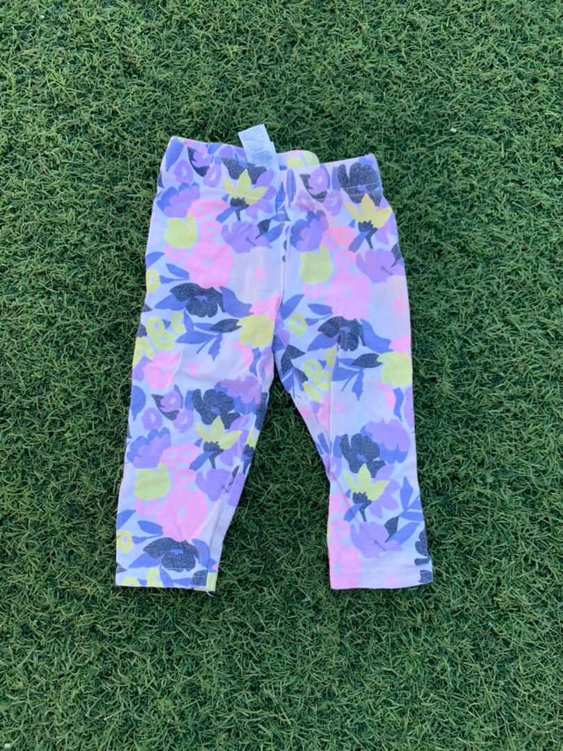 Carter’s multicolored baby girl leggings size 6-9months