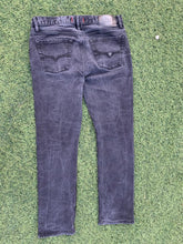 Load image into Gallery viewer, Guess black faded jean size 15-16years

