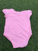 Load image into Gallery viewer, Guess pink bodysuit size 0-6months
