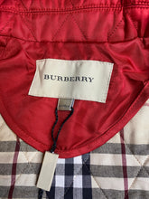 Load image into Gallery viewer, Burberry Diamond Quilted Thermoregulated Jacket Girls size 5/6 years
