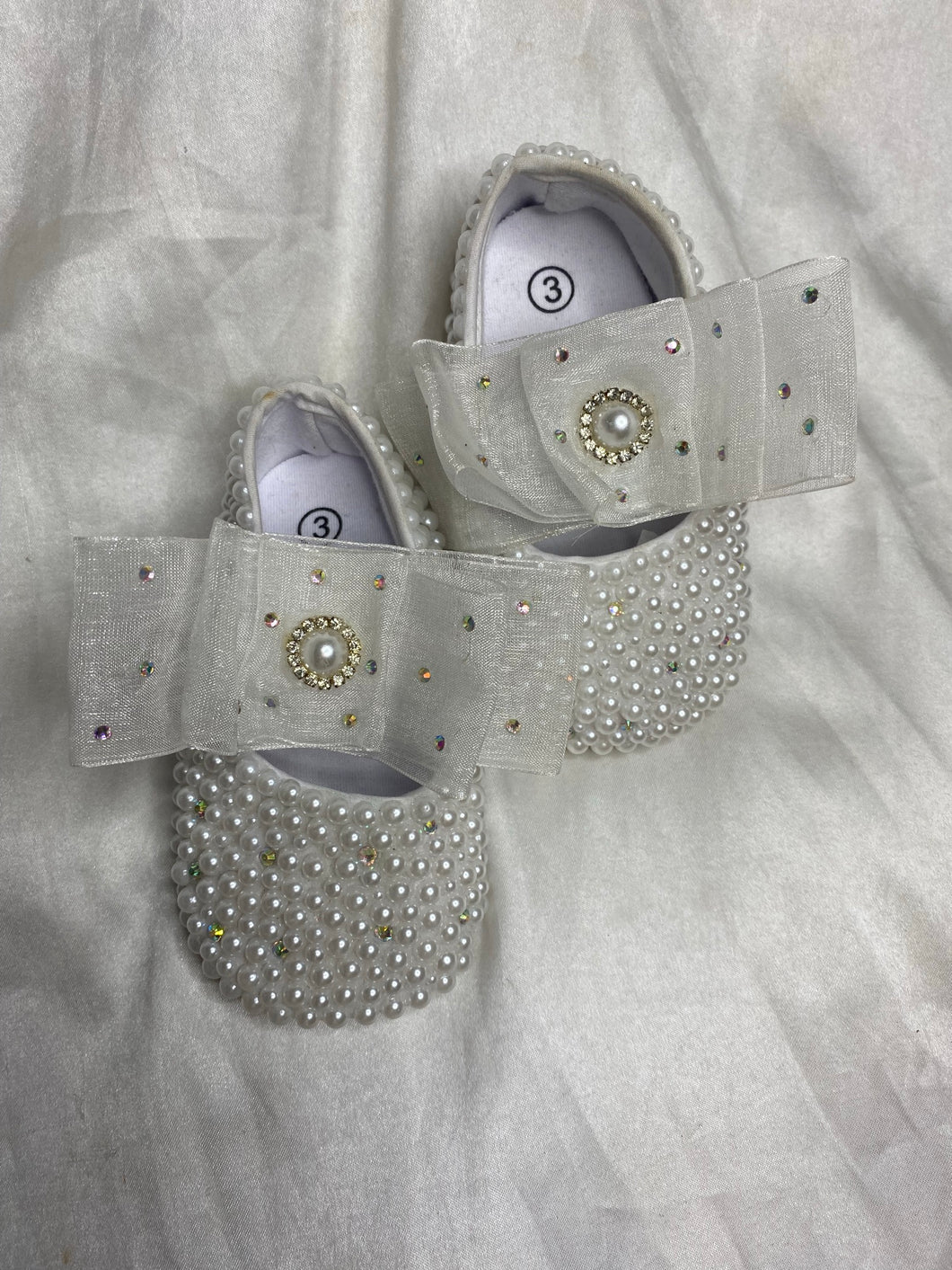 Custom Made beautiful White  Beaded Shoes - California - Pre-walker Size 3 US Baby