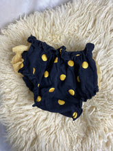 Load image into Gallery viewer, Pom-poms Black PolkaDot Gold baby girls pant size 6-24 months

