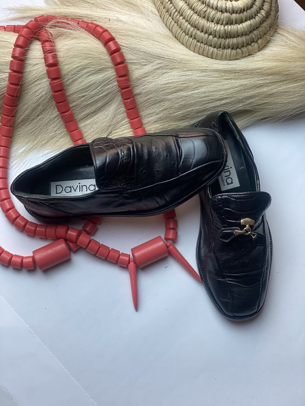Davina London Shoes size 30 EU