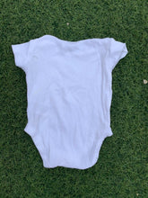 Load image into Gallery viewer, Love daddy baby bodysuit size 0-6months

