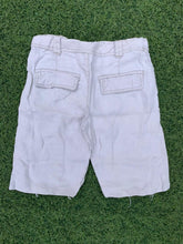 Load image into Gallery viewer, Monsoon cream short size 4-5years
