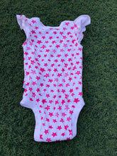 Load image into Gallery viewer, Pink stars bodysuit size 3-8months
